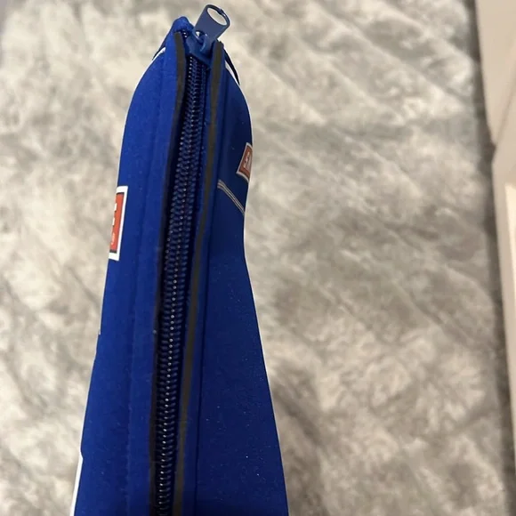 Vintage Smirnoff Toronto Maple Leafs neoprene bottle sleeve - Picture 5 of 5